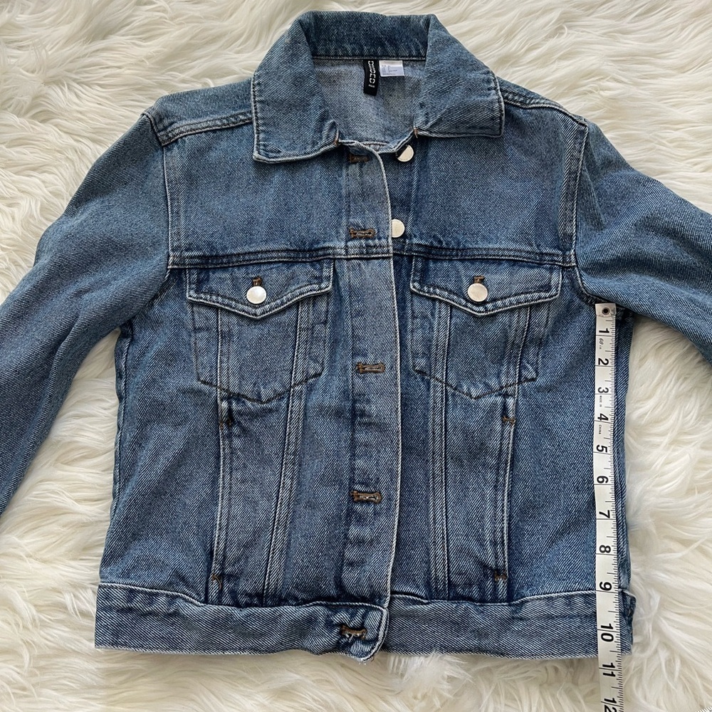 H&M Classic Blue Jean Jacket - Picture 4 of 6